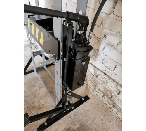 Пресс гидравлический 20 т (ручной и ножной привод) Хорекс Авто HZ 01.1.020J — профессиональное автосервисное оборудование и инструменты для бизнеса