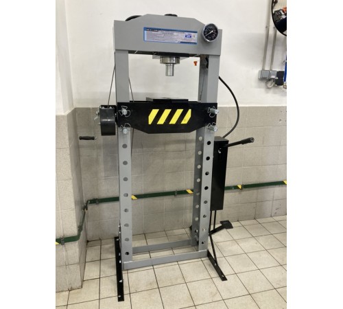 Пресс гидравлический с усилием 30 т (ручной и ножной привод) Хорекс Авто HZ 01.1.030J — профессиональное автосервисное оборудование и инструменты для бизнеса